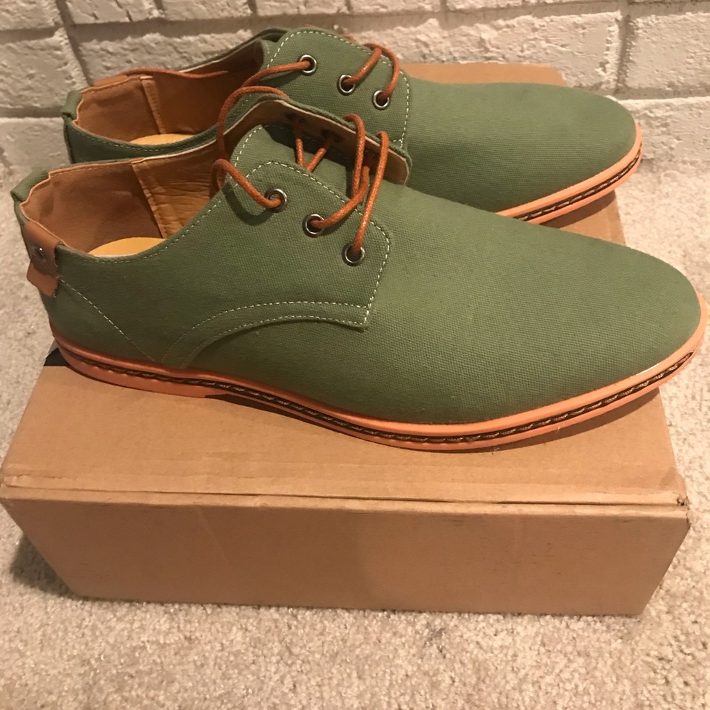 Men’s dress shoes size 12